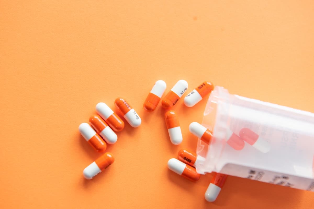 Ibuprofène vs Paracétamol - Les vraies différences et quand utiliser lequel