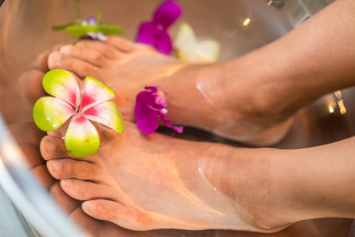 Médicaments contre la mycose des ongles : vernis, crèmes ou comprimés